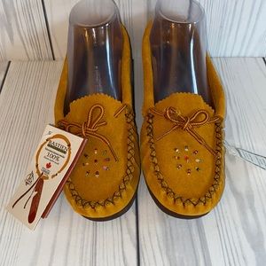Bastien 100% Huron Native Made Moccasins 6